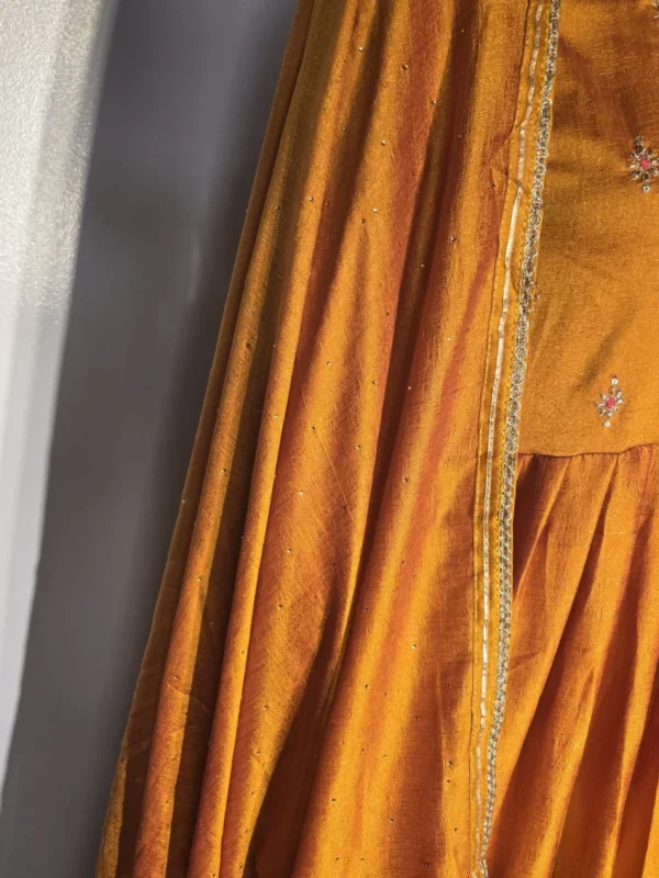 golden glow anarkali suit 1